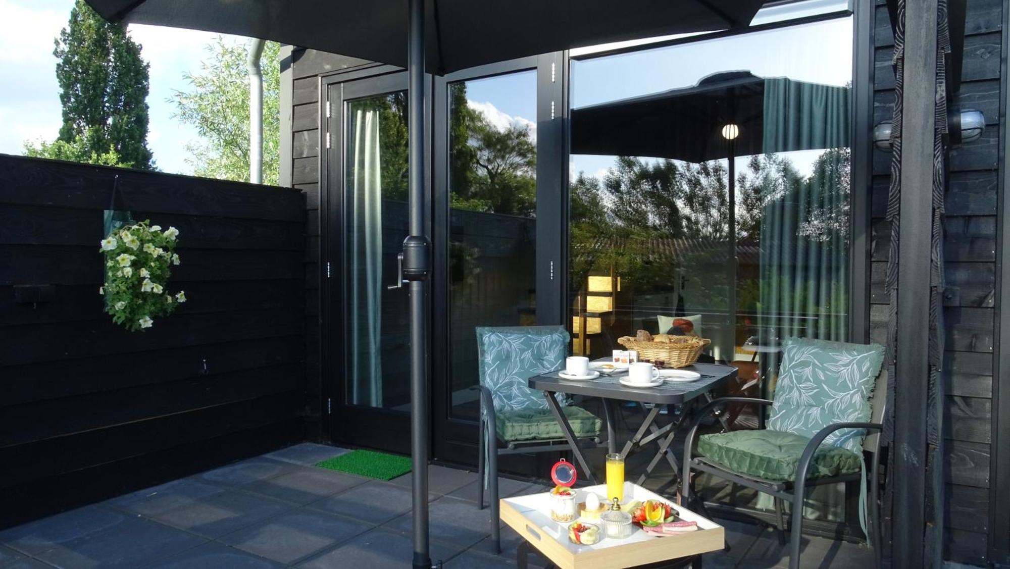 Mimosa Bed & Breakfast In Ijsselmuiden Exterior photo